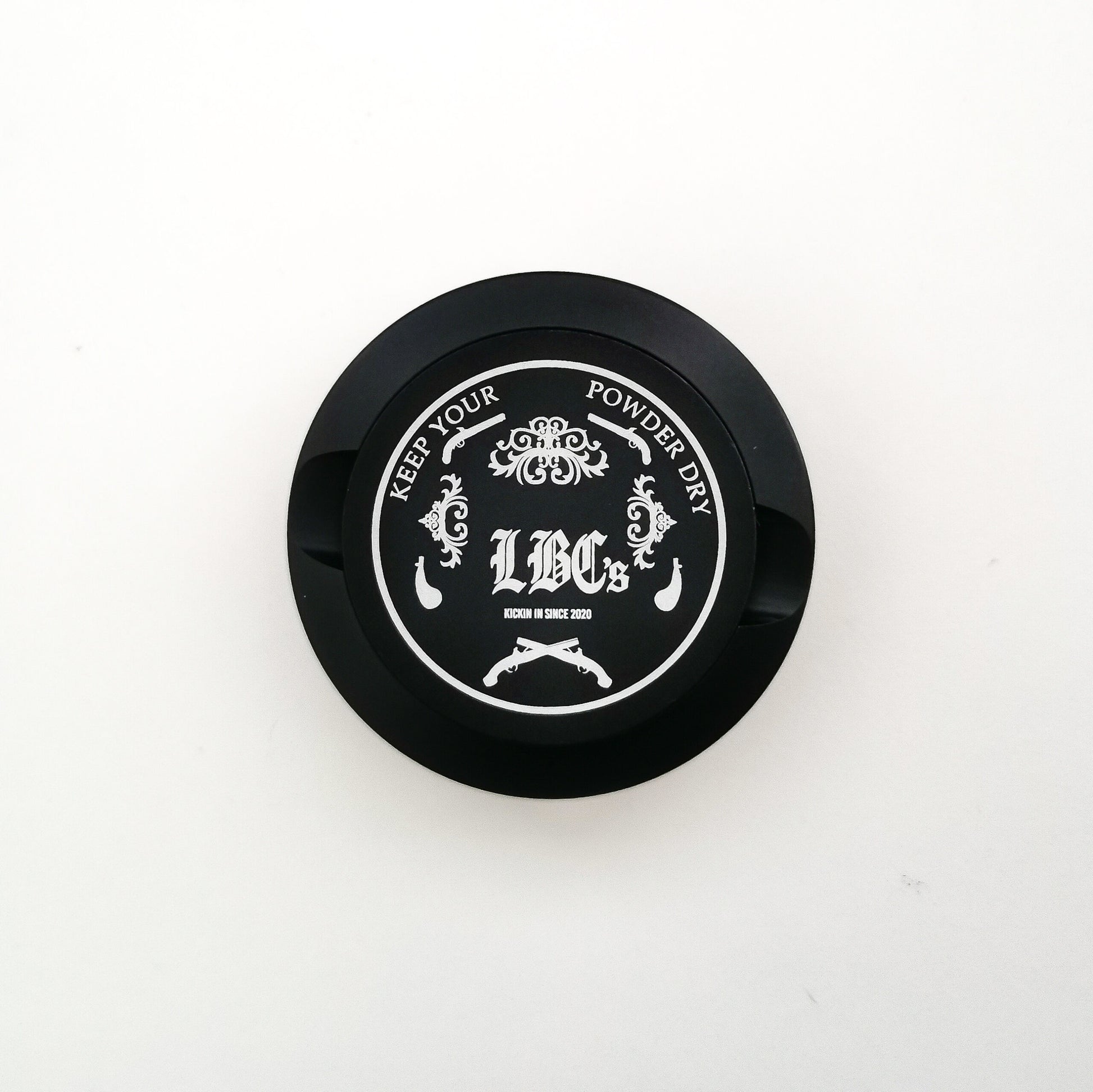 Lazy Bones Crew Snus Dose aus Metall mit Frenulum-Logo