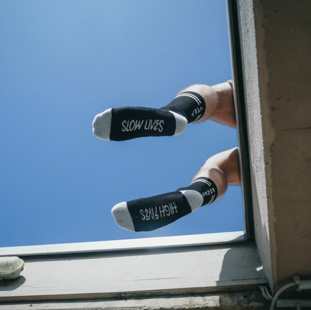 Zero socks given - Image 2